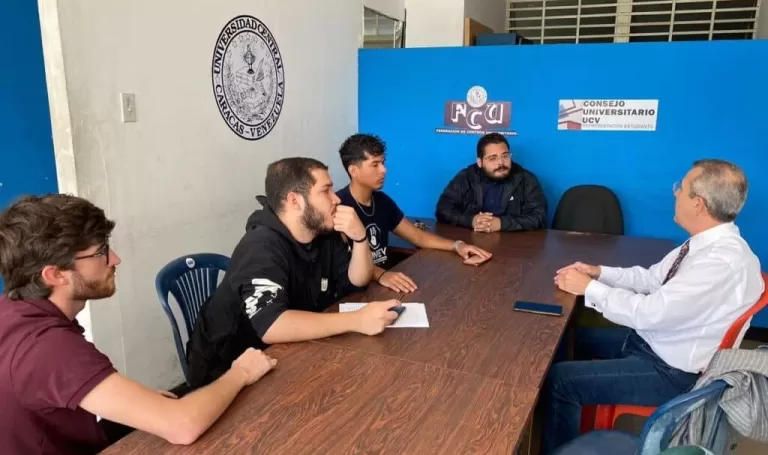 Dirigentes estudiantiles se reunieron con el rector del CNE, Juan Carlos Delpino