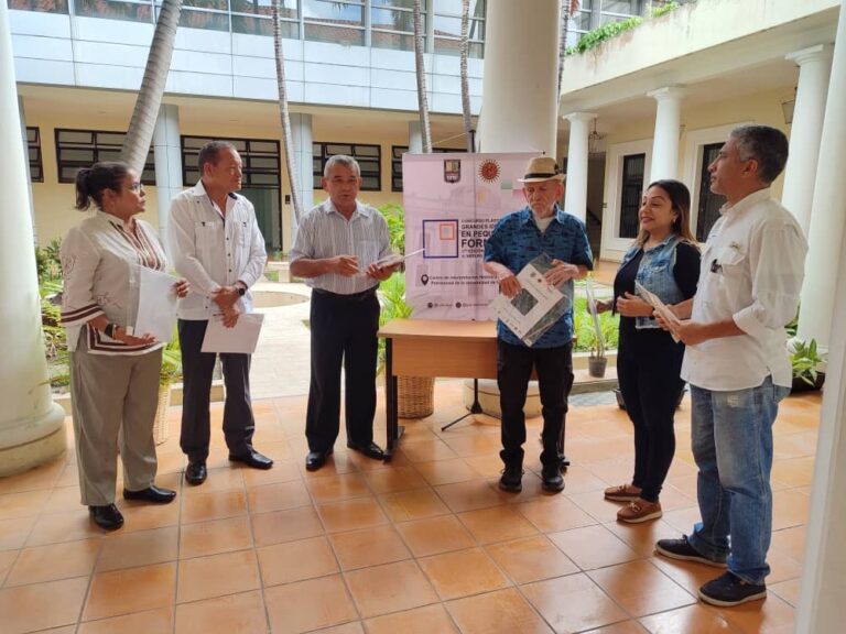 Con 92 obras será inaugurado este sábado 21 de junio el Salón del Concurso Grandes Ideas en Pequeño Formato