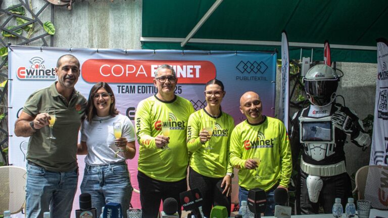 Valencia conecta el deporte y la tecnología con la Copa Pádel Ewinet Team Edition 2025