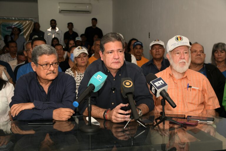 Armando Amengual oficializó su candidatura a la Alcaldía de Valencia en histórica unidad absoluta
