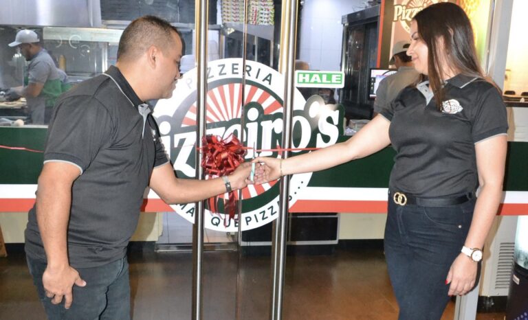 Pizzeiro’s Más que pizzas inauguró sede en la Urb La Trigaleña