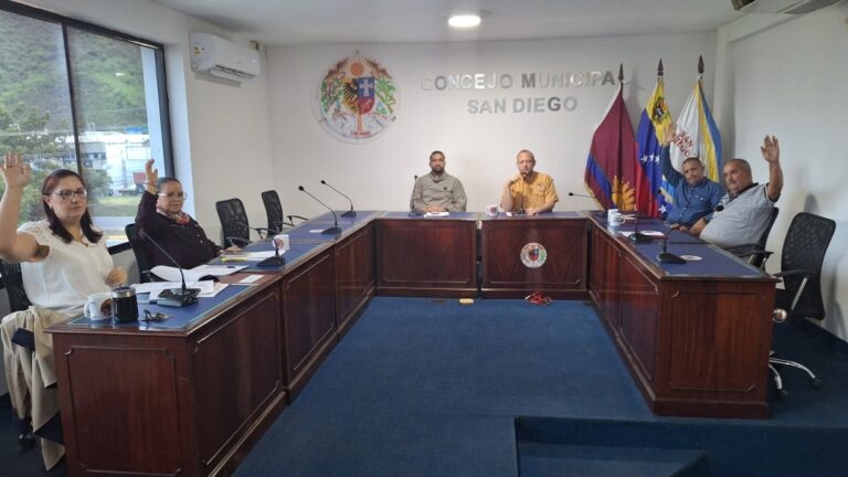 Concejo de San Diego aprueba bono único para trabajadores activos y jubilados