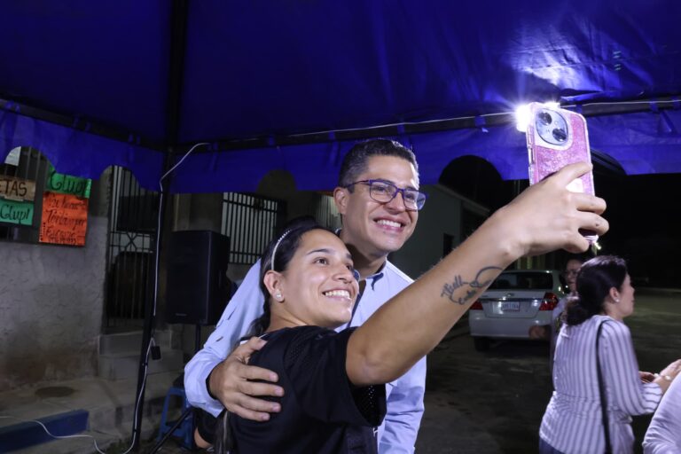 Sandieganos respaldan a León Jurado Laurentín