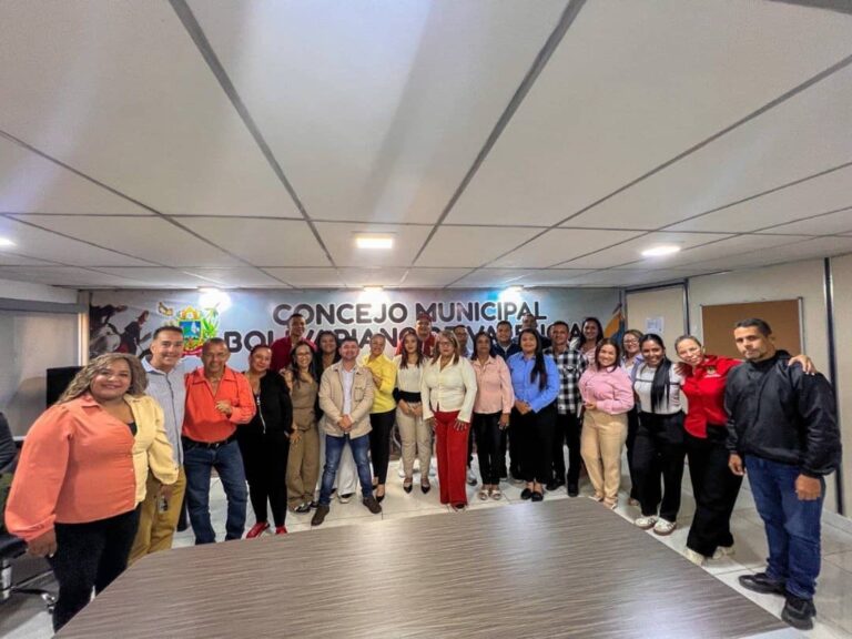 Concejo Municipal Bolivariano de Valencia aprobó Comisiones Permanentes y Juramentó a Concejales Suplentes