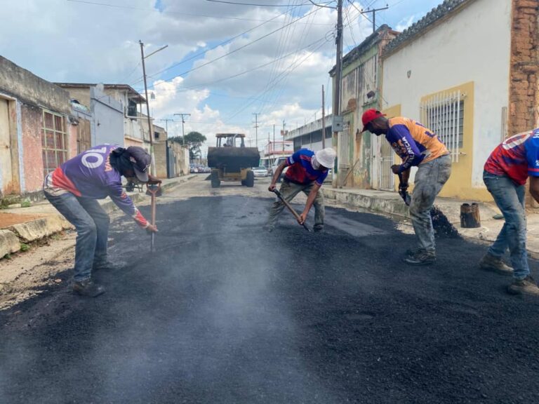 Presidente de IAMVIAL: Hemos aplicado más de 21 mil toneladas de asfaltado en Valencia