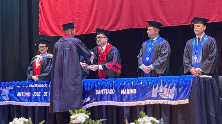 Instituto Universitario de Tecnología “Antonio José de Sucre” y Politécnico Santiago Mariño celebraron el Acto Solemne de Grado de la promoción XLI de T.S.U. y la promoción XXX de Arquitectos e Ingenieros