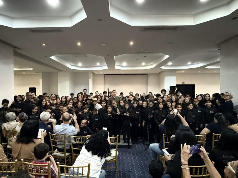 Jóvenes talentos de la Academia Internacional de Música “Maestro José Calabrese” brillaron en majestuoso concierto aniversario