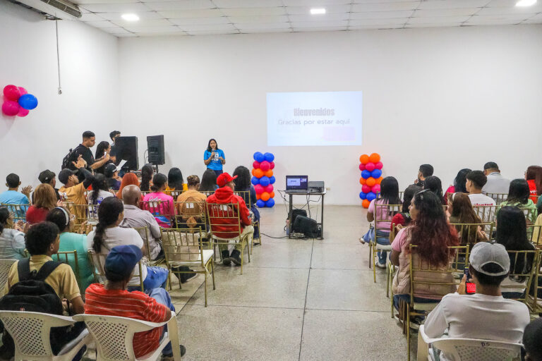 Celebrado en Naguanagua Foro «Síndrome del Pensamiento Acelerado»
