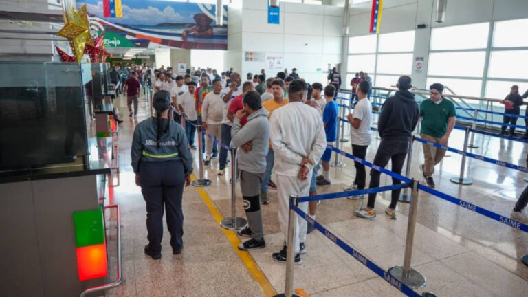 Plan Vuelta a la Patria ha retornado unos 14.497 connacionales desde febrero