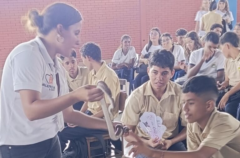 Alcaldía impulsa formación ambiental y preventiva en materia ofídica en el municipio Valencia