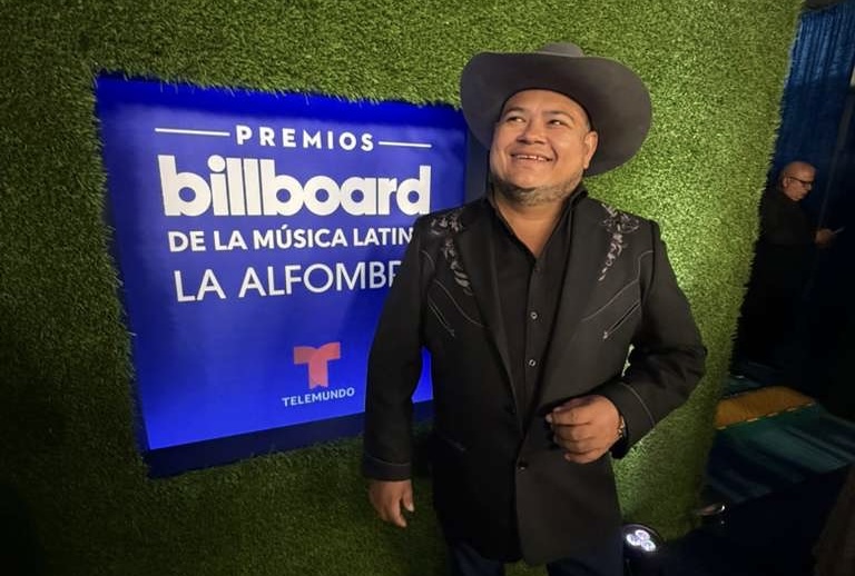 El Canario de Cazorla brilló en la alfombra de los Billboard