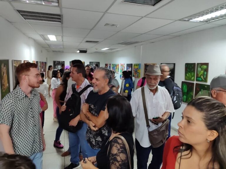 Dirección Central de Cultura UC invita a participar en Salón Virtual de Pintura Universitaria Elsa Gramcko y Salón de Nacimientos UC 2025