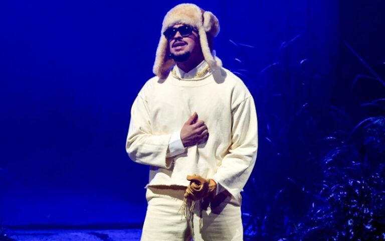 Gobierno de Trump desplegará a agentes migratorios en el Super Bowl de Bad Bunny