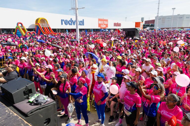 Más de 25.000 personas participaron en la décima caminata “Camino con Funcamama”