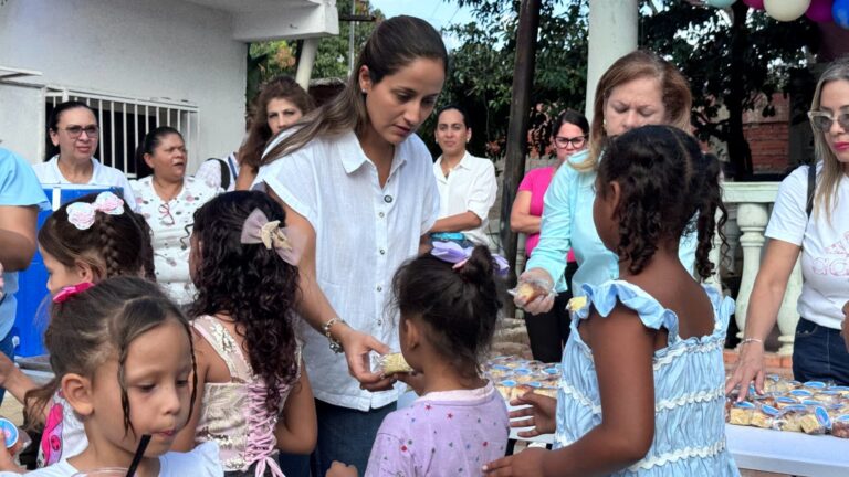 Primera Dama de San Diego Emilia Pérez de Jurado lidera plan piloto sobre comida sana y saludable para los niños