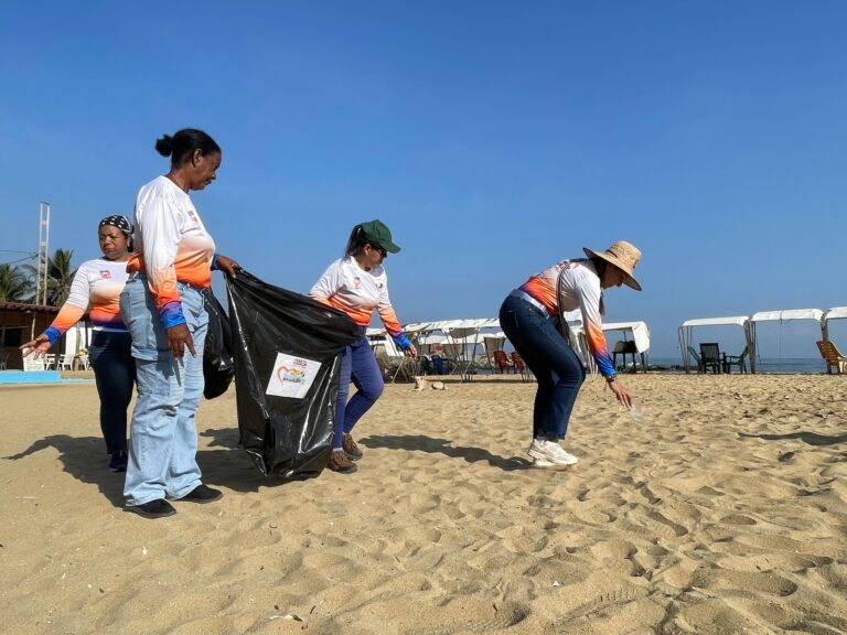 Más de 2 mil voluntarios participaron en “Gran Jornada Integral de Saneamiento Ambiental de Playas Carnavales 2026”