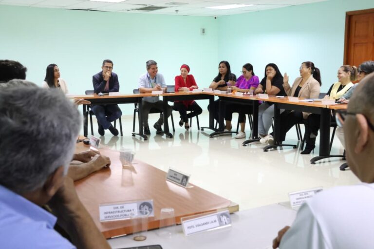 Alcalde León Jurado Laurentín designó y juramentó al tren ejecutivo municipal 2026-2030 de San Diego