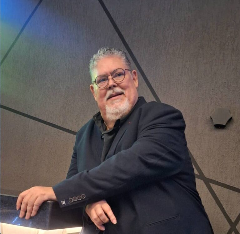 “Emergen actores políticos que debilitan a los polos que perdieron su conexión con la gente”, sostiene Juan Barreto