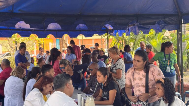 Más de 750 personas fueron atendidas en el Macro Operativo de la Alcaldía de San Diego en la Plaza Bolívar del pueblo