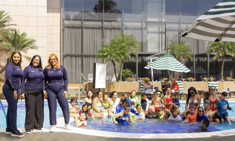 Hesperia WTC Valencia conmemoró la diversidad junto a Familia T21 Down