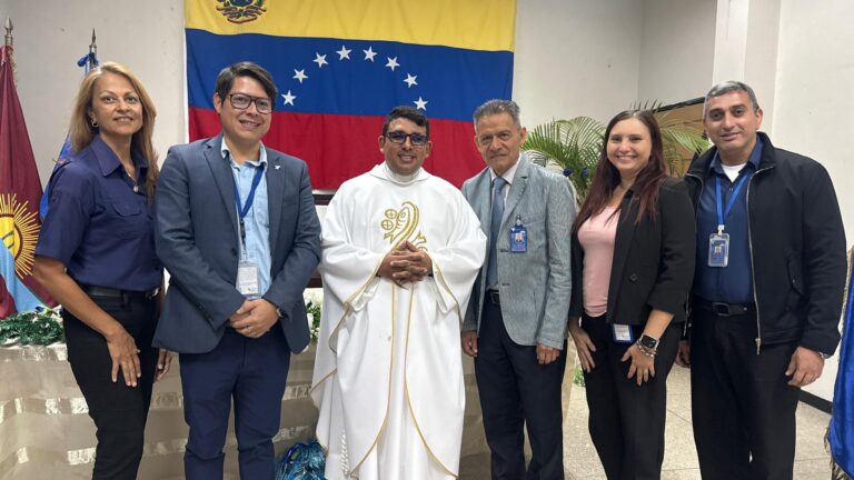 UTS Valencia celebra 38 años de excelencia académica con solemne eucaristía de acción de gracias