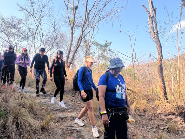 Ruta Turística “San Diego Sorprendente” llevó a 75 excursionistas a descubrir la Cascada Los Gavilanes y el Pozo Piedra Corazón