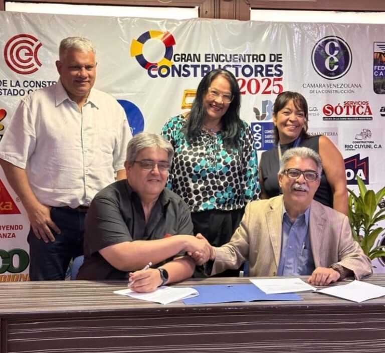 Afiliados a la CCEC y asistentes al Encuentro de Constructores cuentan con protección y asesoría de Seguval