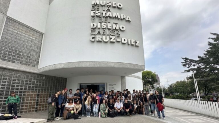 En representación de la UAM estudiantes de la Escuela de Artes visitan museos en Caracas