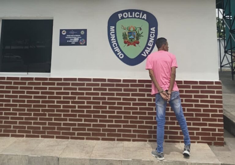 Policía Municipal de Valencia capturó a “El Lagaña” por robo a mano armada en la Av. Aranzazu