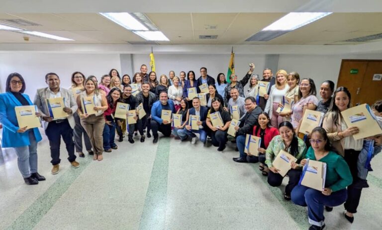CNP Carabobo y la UC sellan acuerdo para capacitar en docencia a primera cohorte de periodistas
