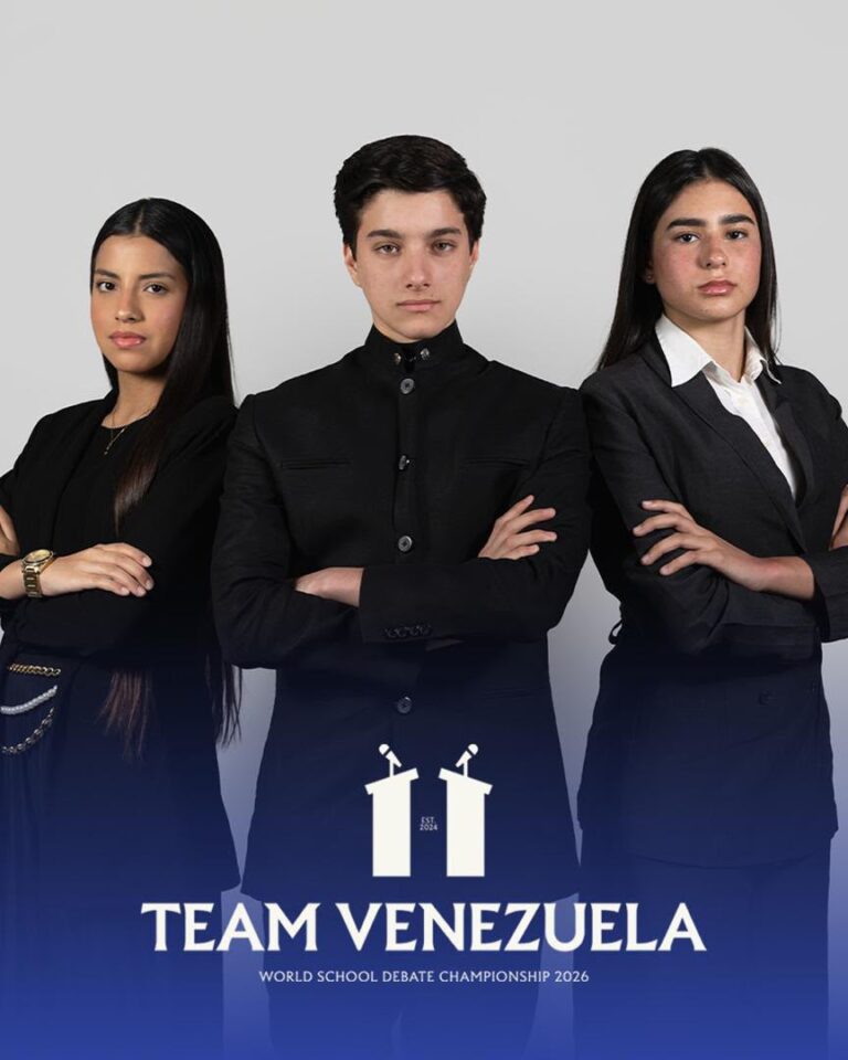 Voz tricolor en África: Tres jóvenes Carabobeños representan a Venezuela por primera vez en el Mundial de Debate Escolar en Kenia