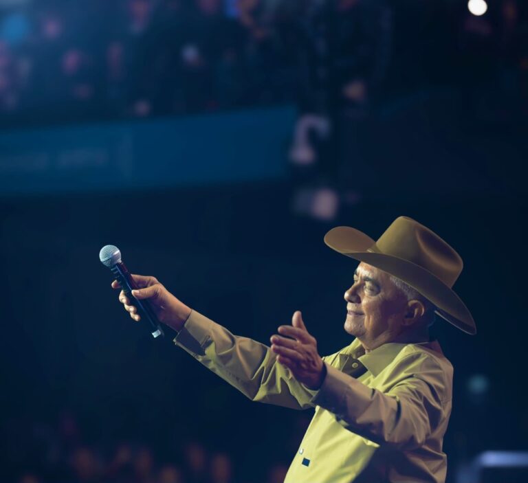 Reynaldo Armas regresa a Estados Unidos con una extensa gira de conciertos