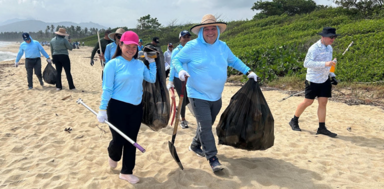Voluntarios de Empresas Polar retiran más de 12.000 kilos de residuos en 19 balnearios del país