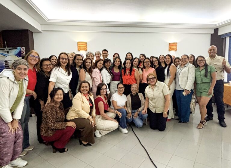 Valencia vivió la experiencia del Workshop «Habla como una Mujer Exitosa» con Ylse González